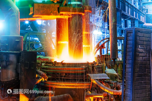 冶炼车间的心脏 电熔炉在现代冶金中的关键作用